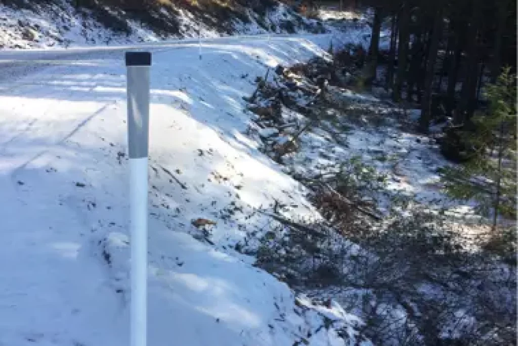 1 - FTGM Installation - Snowy Embankment - resized
