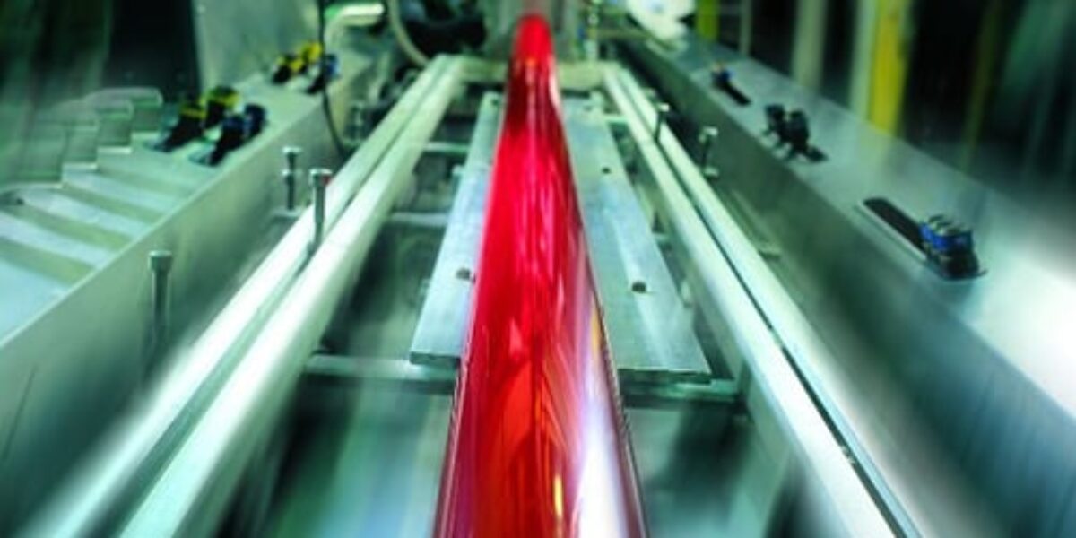 custom plastic extrusion red tube