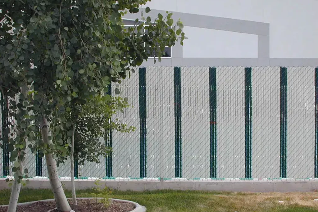 Feather Lock Fence Slats | High Wind Resistance - Pexco
